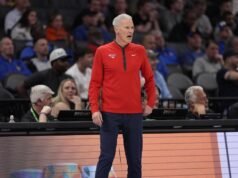 小杰倫·佩里 (Jaron Perry Jr.) 的製胜球幫助 SMU 戰勝巴特勒