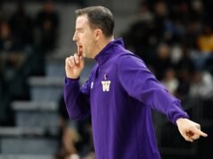 華盛頓輕鬆戰勝華盛頓州