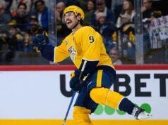 掠奪者隊以兩場橫掃瑞典隊的方式迎戰企鵝隊