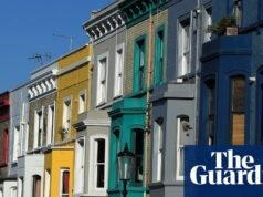 Rightmove表示,由於英國房地產市場受到預算投機的打擊,要價下跌房地產市場