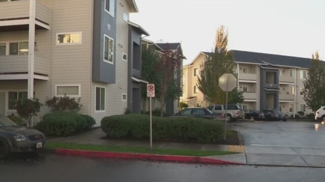 A-Vancouver-apartment-complex-near-Northeast-19th-Avenue-and-Holman-Stree-was-the-site-of-a-fatal-sh.jpeg