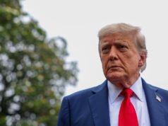 唐納德·特朗普表示“我們將就全景文件起訴”BBC