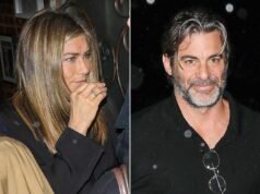 詹妮弗·安妮斯頓和男友吉姆·柯蒂斯冒雨在洛杉磯進行雙重約會:照片