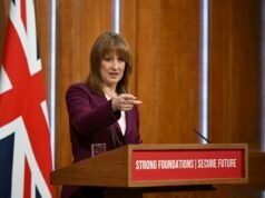 雷切爾·里夫在所得稅稅率大轉變後對養老金領取者和工人秘密徵稅