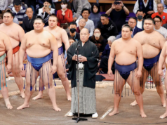 相撲正在與日本女首相時代的陳舊體製作鬥爭
