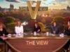喬伊·貝哈爾 (Joy Behar) 在《The View》節目中的處境在聯合主持人被綁架四天后曝光