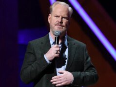 吉姆·加菲根解釋了他為何在單口喜劇中迴避政治