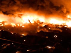 阿根廷島上一個工業區發生巨大爆炸