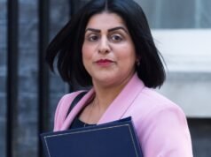 在新的重大邊境鎮壓中,拒絕工作或違法的尋求庇護者將被剝奪福利。