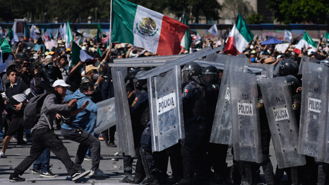 protest-mexico-city.png