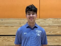 準備講座:聖馬力諾的 Zayn Daoud 接受他的助聽器