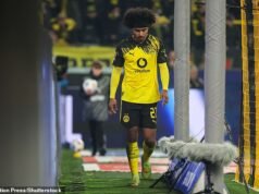 這位曼聯目標在2-0獲勝的比賽中衝出球場後被批評為“不尊重”的待遇——幾天前,有消息稱他的妻子“計劃以7000萬英鎊的價格離開俱樂部”。