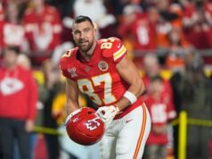 特拉維斯·凱爾斯在箭頭可能的最後一支舞之前在激動人心的賽前採訪中談到退役決定