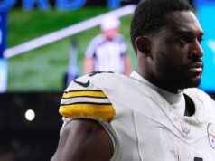 DK 梅特卡夫在與海鷹隊比賽時與同一位球迷發生了一起事件