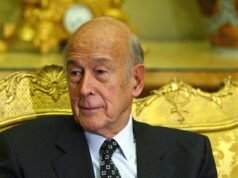 瓦萊里·吉斯卡爾·德斯坦再次來到歐洲