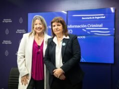 亞歷杭德拉·蒙特奧列娃 (Alejandra Monteoleva) 宣布她的政府將如何在安全領域作為政治 El Intransigente