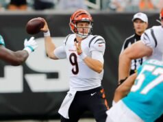 資料來源:海豚隊為喬·伯羅提供了 4 個 2020 年首輪選秀權