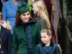 夏洛特與凱特·米德爾頓的驚喜表演讓她看上去長大了