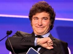 “係好安全帶”:哈維爾·麥莉的節日致辭