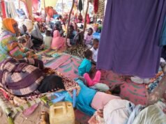 我在法希爾流離失所者營地當志願者。這是我看到的意見