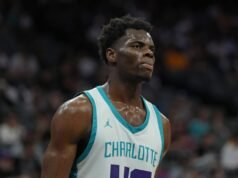 2023 年 NBA 選秀球員詹姆斯·納納吉將在本賽季剩餘時間加盟貝勒