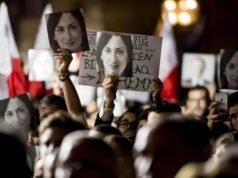 馬修·卡魯阿納·加利齊亞(Matthew Caruana Galizia):“自從我母親去世以來,沒有太大變化:記者承擔風險”