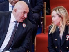 武器法令,聖誕節休戰。梅洛尼:“和平是由力量守護的”