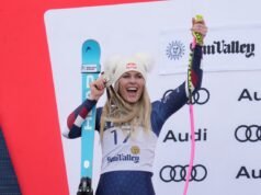 林賽·沃恩 (Lindsey Vonn) 在法國獲得第三名,這是她本賽季第三次登上領獎台
