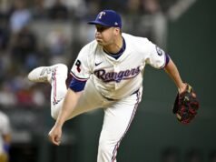 報告:與中繼投手雅各布·韋伯一起到達小熊隊