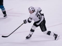 加拿大人隊在與國王隊的交易中重新收購了菲利普·德諾