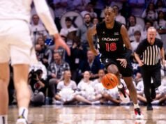 克萊姆森隊繼續與辛辛那提隊保持不敗戰績