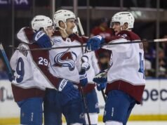 雪崩在傳單中繼續