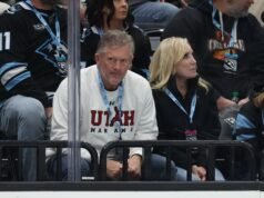 凱爾·惠廷漢姆 (Kyle Whittingham) 在維加斯向 15 號猶他州揮手告別