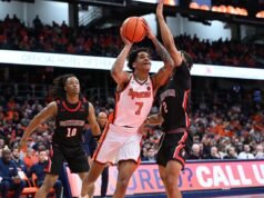 錫拉丘茲希望在訪問斯通希爾時取得三連勝