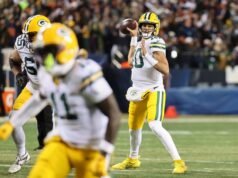 包裝工隊四分衛喬丹·樂福(腦震盪)在對陣熊隊的比賽中早早出局