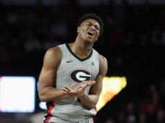 23號喬治亞隊在下半場拉開比分擊敗西喬治亞隊