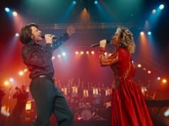 《Song Sung Blue》以最好的方式取悅觀眾