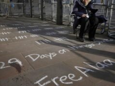 基爾·斯塔默稱埃及裔英國活動人士阿拉·阿卜杜勒·法塔赫已返回英國 人權新聞