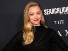 阿曼達·塞弗里德 (Amanda Seyfried) 黑髮時看起來很不一樣
