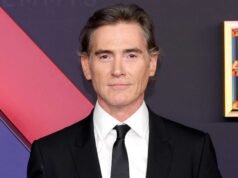 比利·克魯德普 (Billy Crudup) 在舞台上忘記台詞後“徹底驚恐發作”