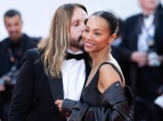 佐伊·薩爾達尼亞 (Zoe Saldaña) 和丈夫馬可·佩雷戈 (Marco Perego) 分享幕後 PDA