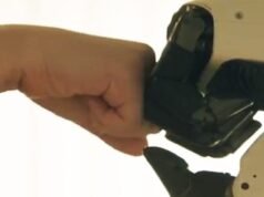 LG 推出了一款新的家務機器人