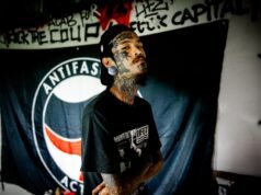 “喜劇秀”:緬甸流亡青年批評軍方舉辦的“假”選舉 |選舉新聞