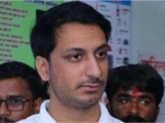 Prath Pawar、JDR Santosh Hingin 在 Pune LandGrub Fur 中的名字應該是:Karkan Kumbhar 和 Anjali Damania。浦那新聞