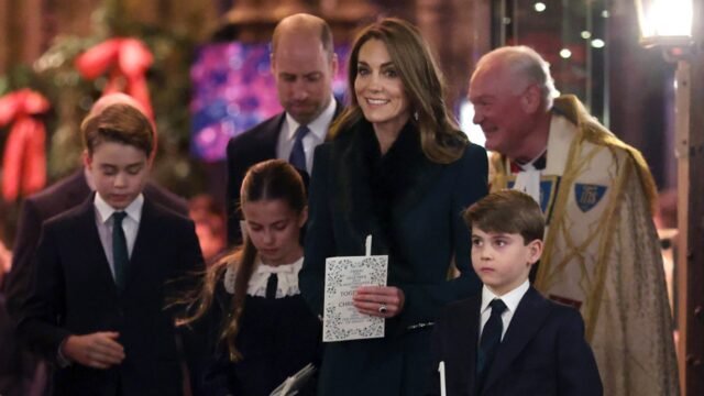kate-middleton-prince-william-kids-christmas.jpg