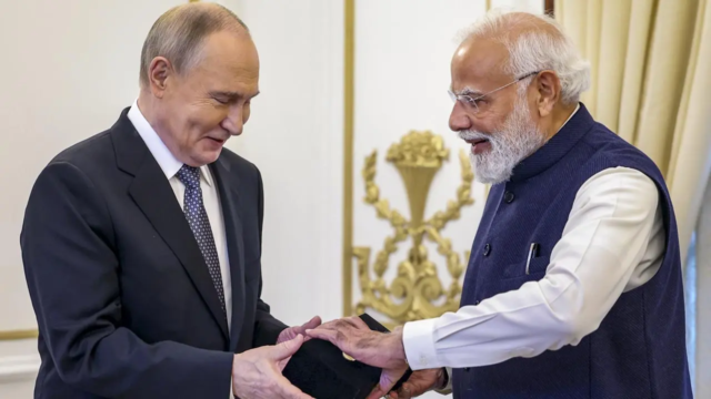 modi-putin-1764996765040_d.png