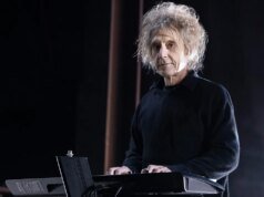 The Cure 樂隊吉他手 Perry Bamonte 因病在家中去世,享年 65 歲