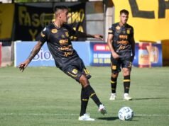 聖地亞哥·羅薩萊斯對米特粉絲說道:“讓他們繼續信任”