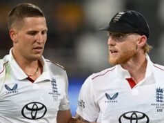 灰燼:邁克爾·阿瑟頓說英格蘭隊“糟糕”,但澳大利亞隊後期的不穩定讓他們進入了第二次測試板球新聞