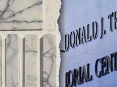 特朗普嘲笑肯尼迪中心的大理石扶手